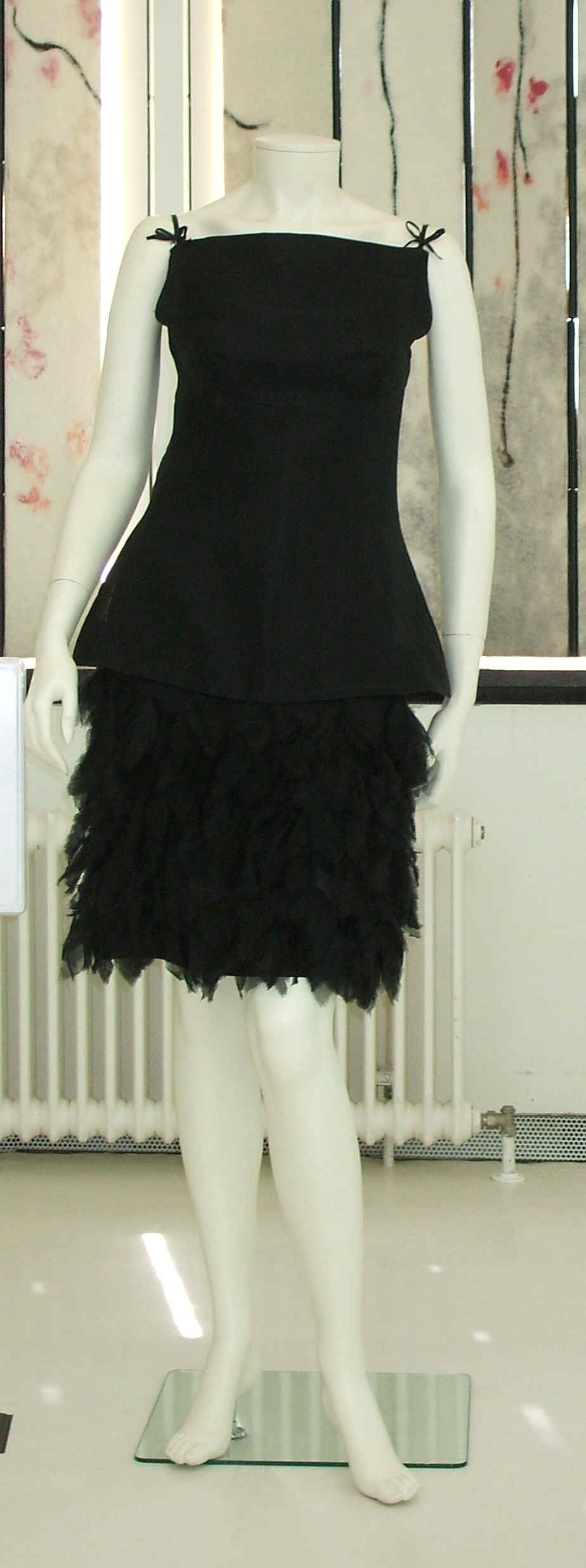 veslesvarteLBD2-WikiCommons-crp.jpg (1159210 bytes)